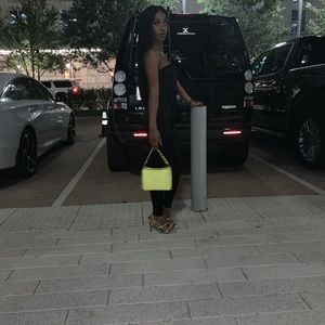 Meet your Posher, Ashley